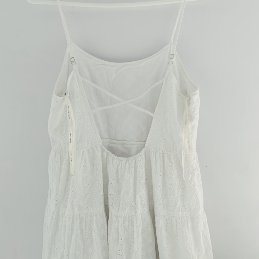 Eyelet white dress - Picture 2 of 3